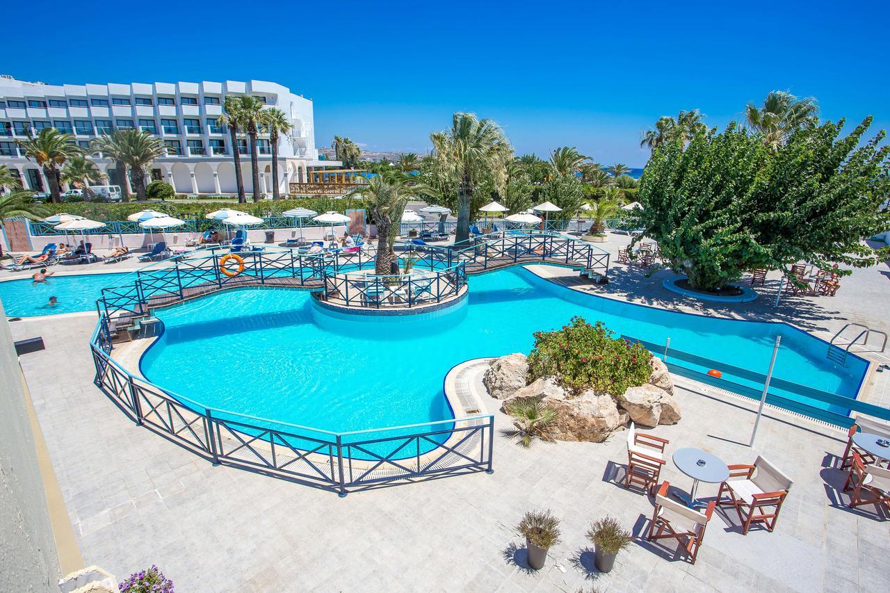 Angelos Beach Hotel ファリラキ エクステリア 写真
