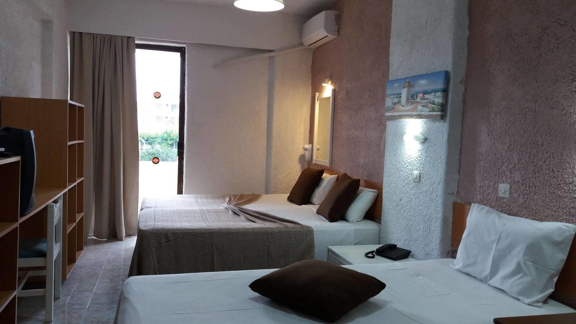 Angelos Beach Hotel ファリラキ エクステリア 写真